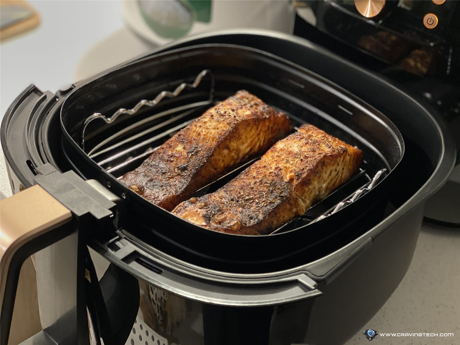 Philips Airfryer XXL Smart Review Everyone's favourite just gets better