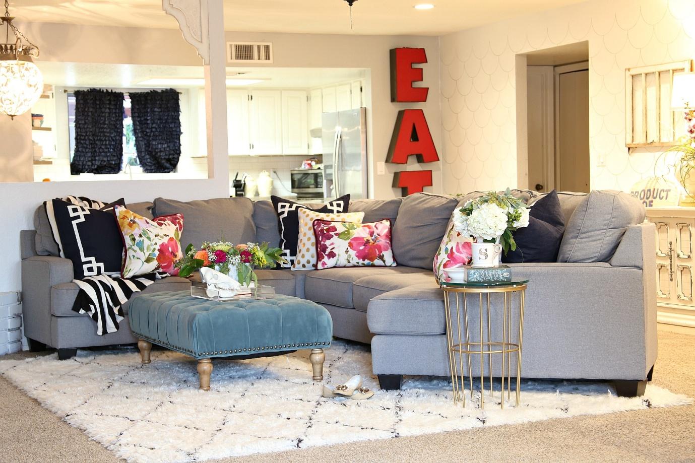 Choosing the Right Living Room Accessories Crazy Speed Tech