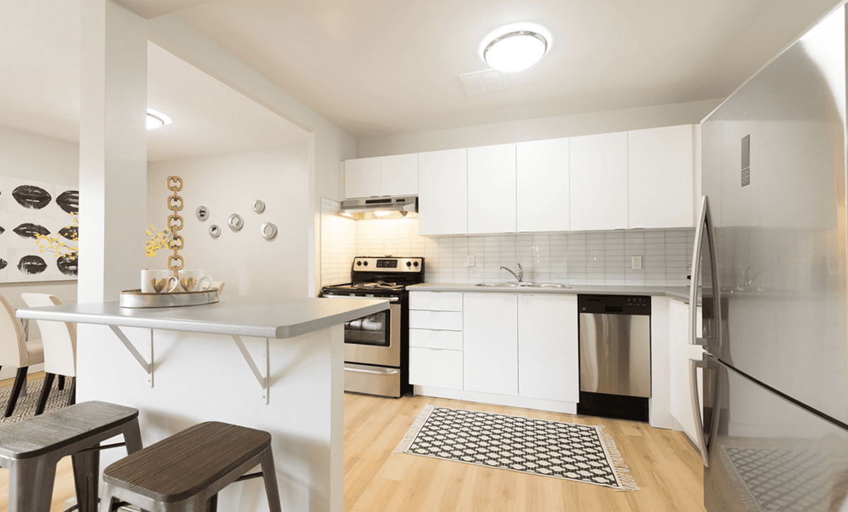 444 Kerr Street Oakville, ON Canadian CRB Program