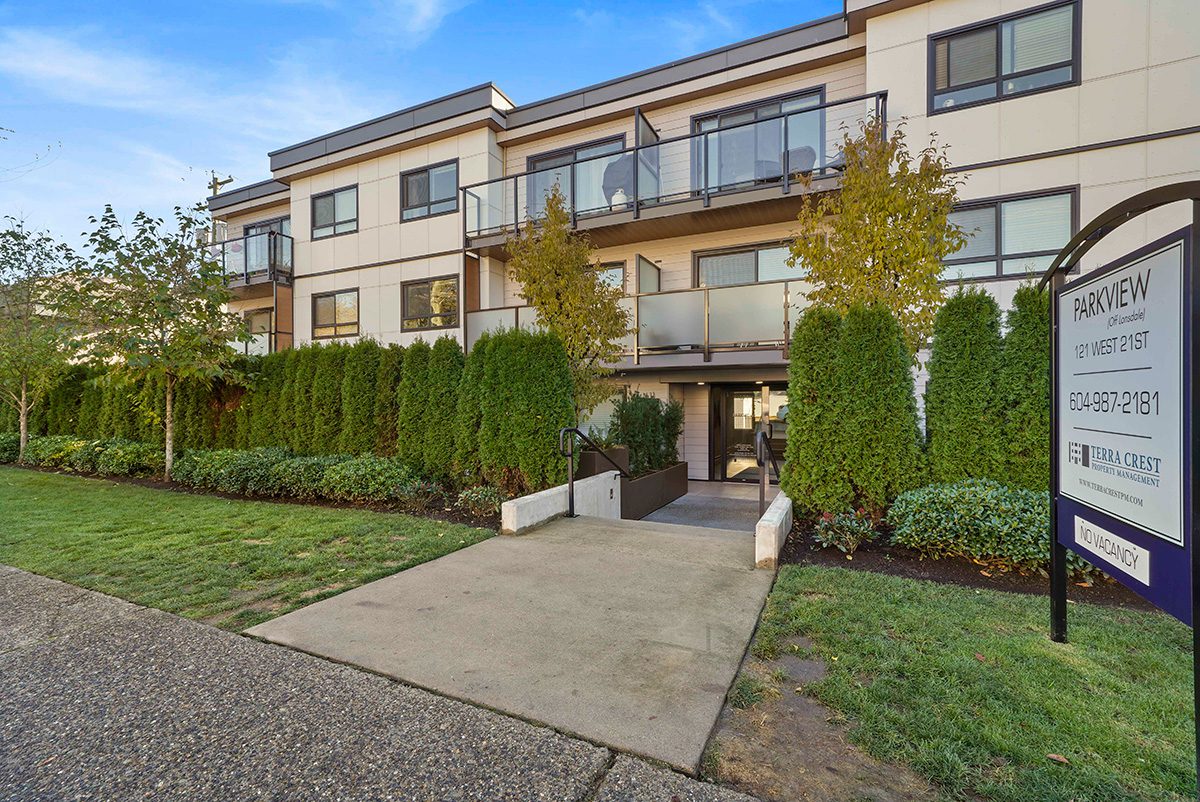 Lonsdale Green Apartments Shop