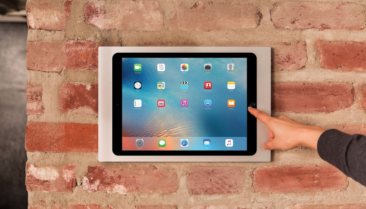 iPort Surface Wall Mount iPad Pro 12.9"