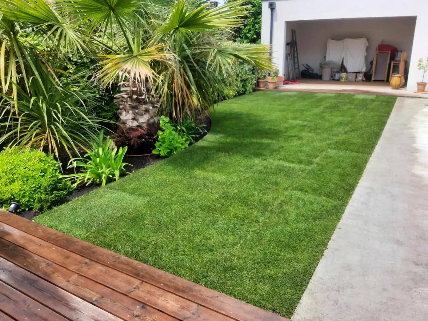 Paysagiste Eysines Pose de gazon en plaque