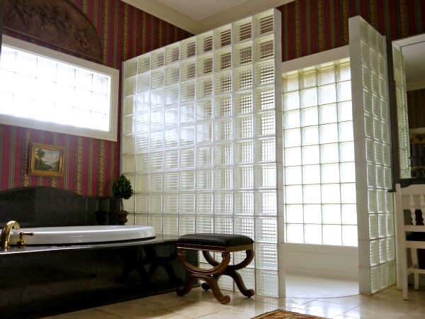 Mom Inspiration #5: Glass Block Shower Wall - C.R.A.F.T.