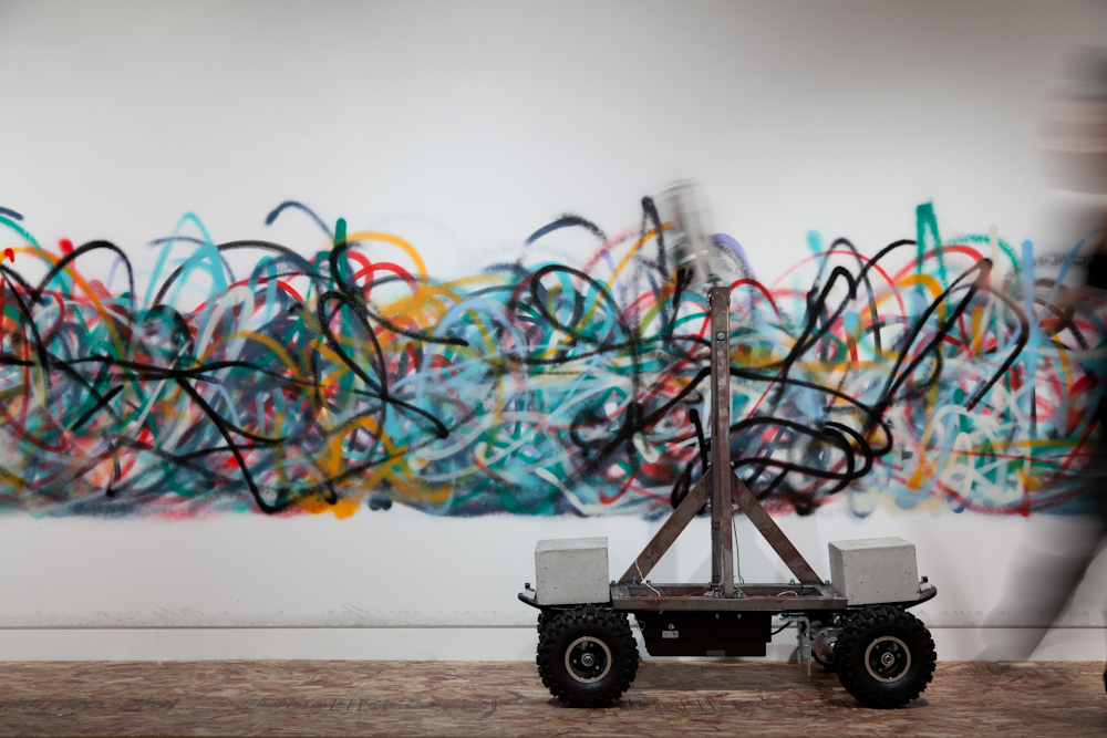 Senseless Drawing Bot by So KANNO and Takahiro YAMAGUCHI arduino graffiti