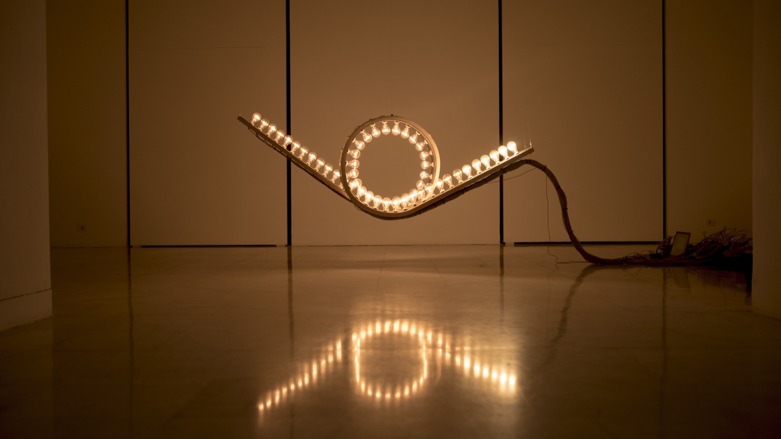 Light Interactive light using a physics simulator