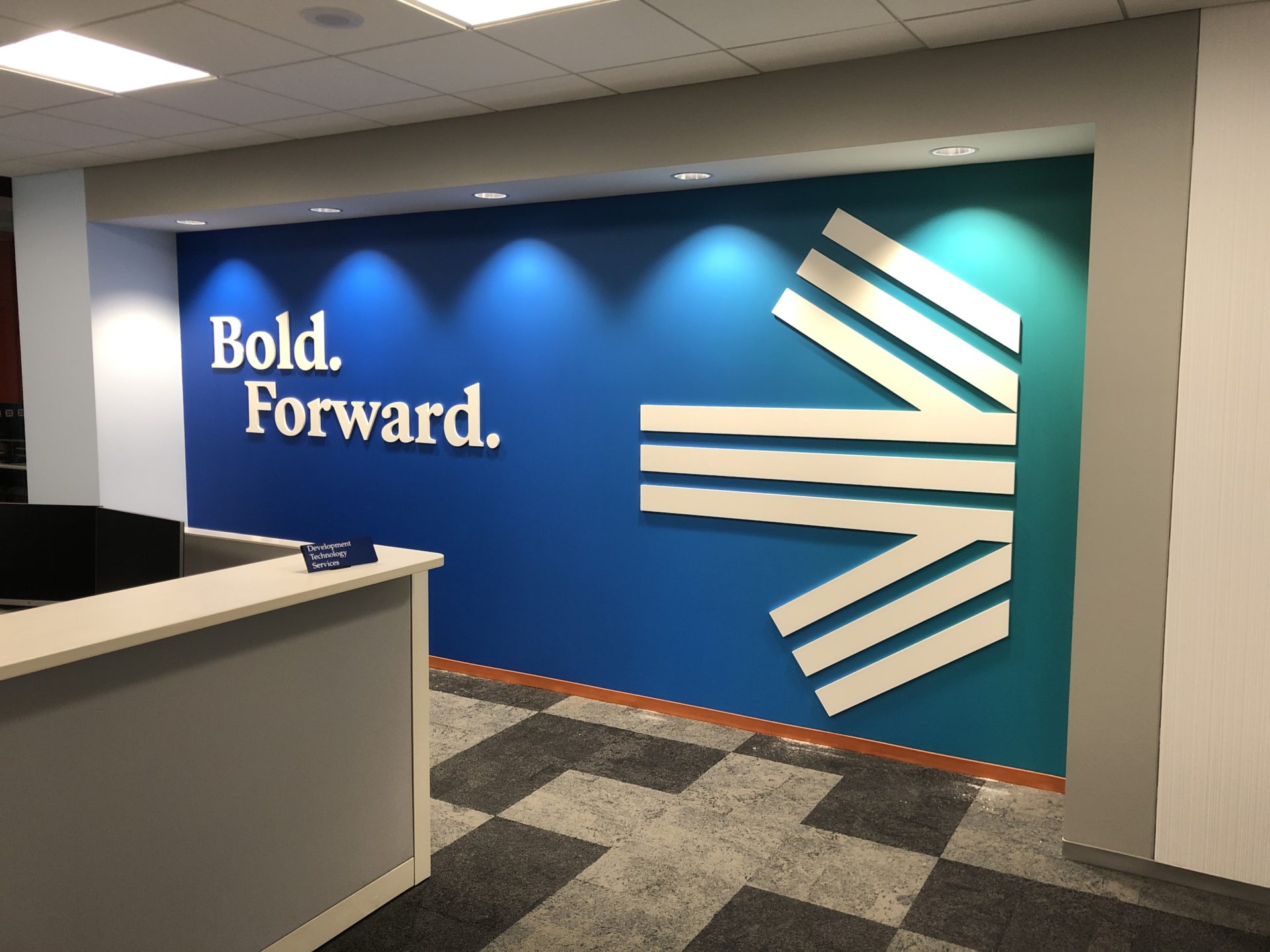 Business Signs Creative Color Inc.