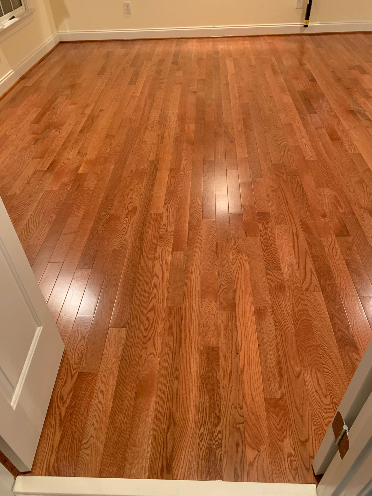 Prefinished Vs Unfinished Hardwood Flooring Creative Flooring