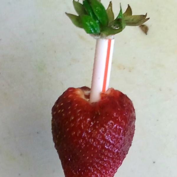 7 Genius Strawberry Hacks Everyone Should Try Right Now