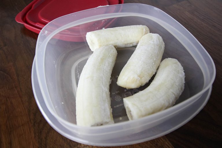 The Easiest Way to Freeze Bananas for Baking, Smoothies, and Other