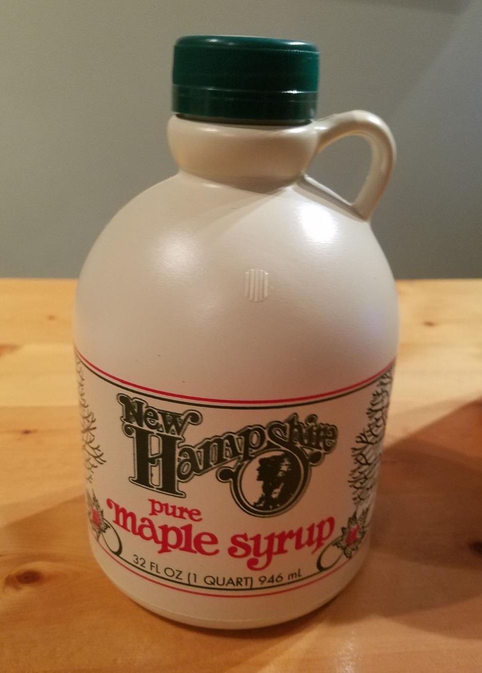 Quart Pure NH Maple Syrup Crescendo Acres Farm, Surry