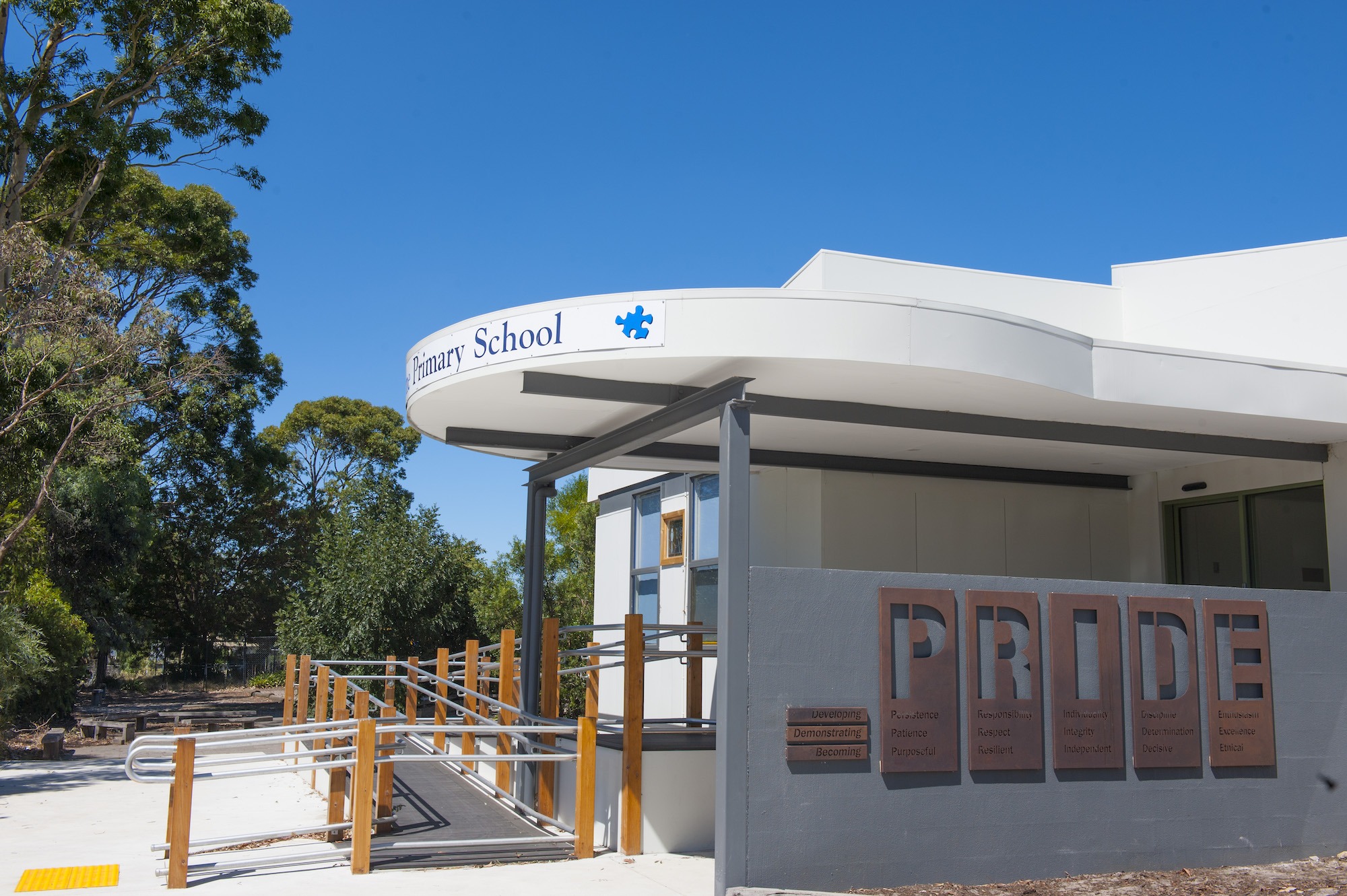 Cranbourne_Primary_School Crest Property Investments