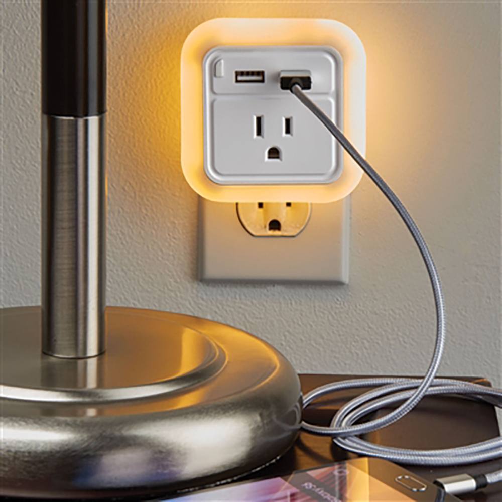 Night Light Charging Station