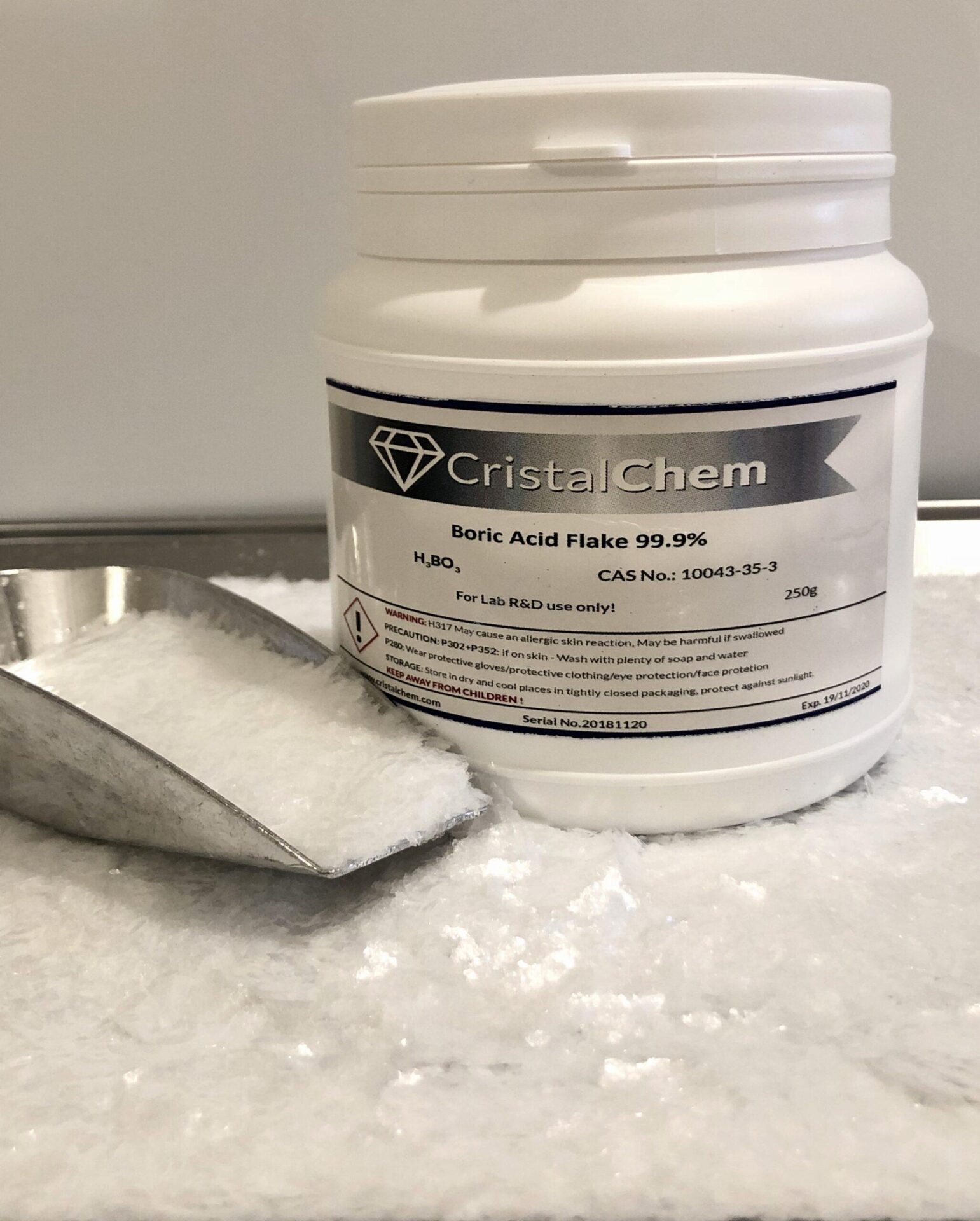 Boric Acid Magic Fishscale Flake 250g 99.9 Oily Reagent CAS No