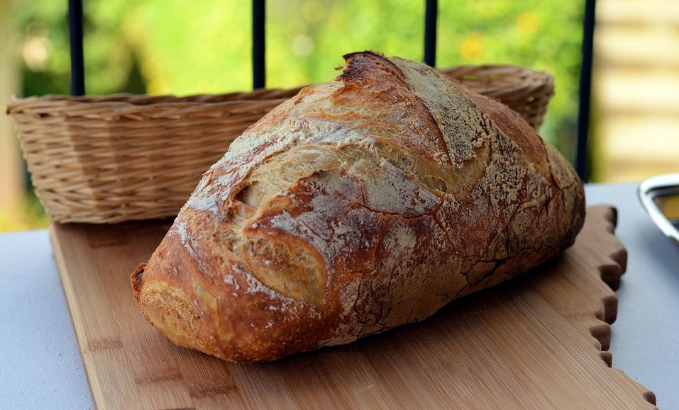 Croatian Easter recipe Šunka u kruhu ham in bread Croatia Week