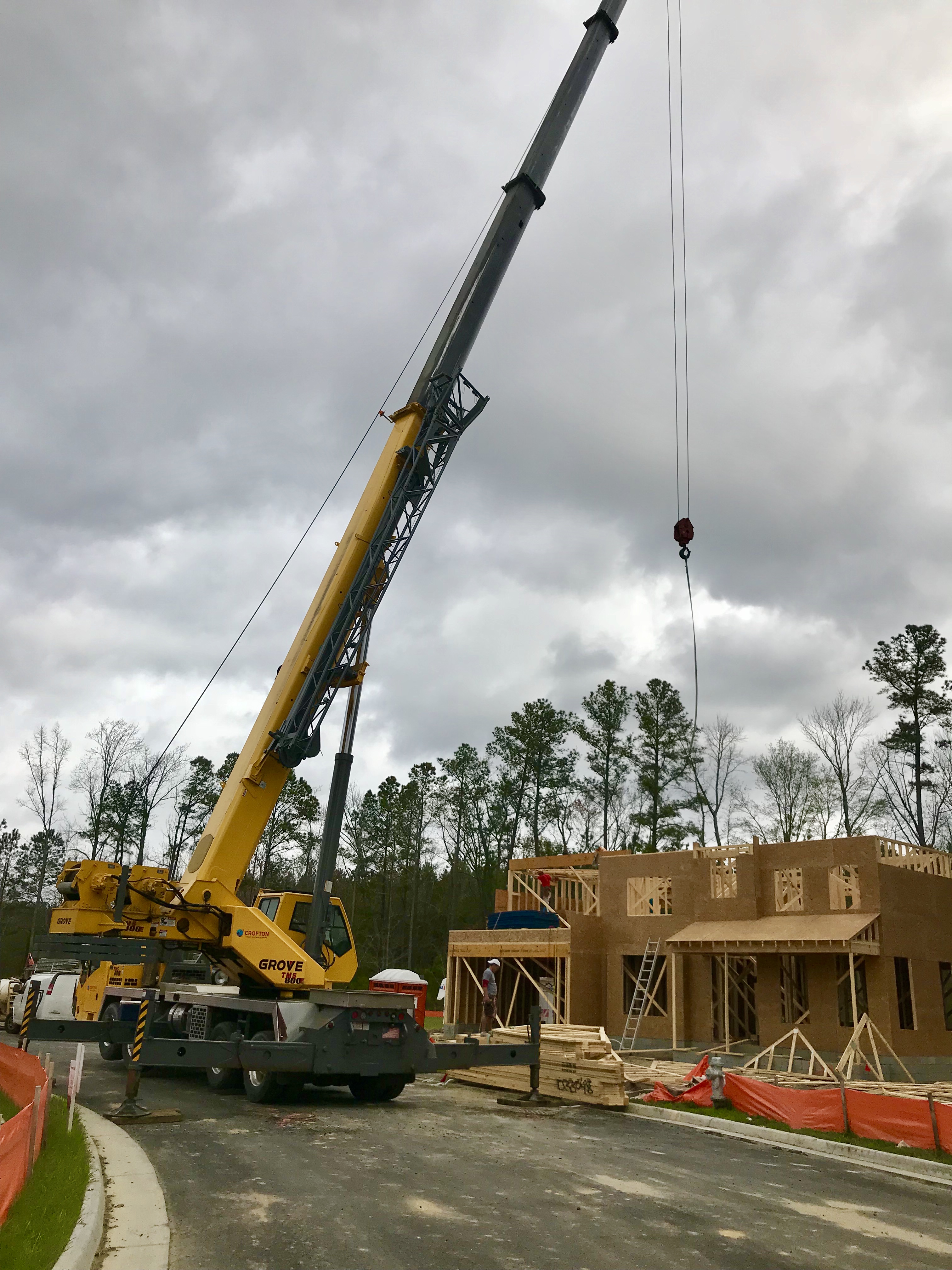 Setting Roof Trusses Crofton