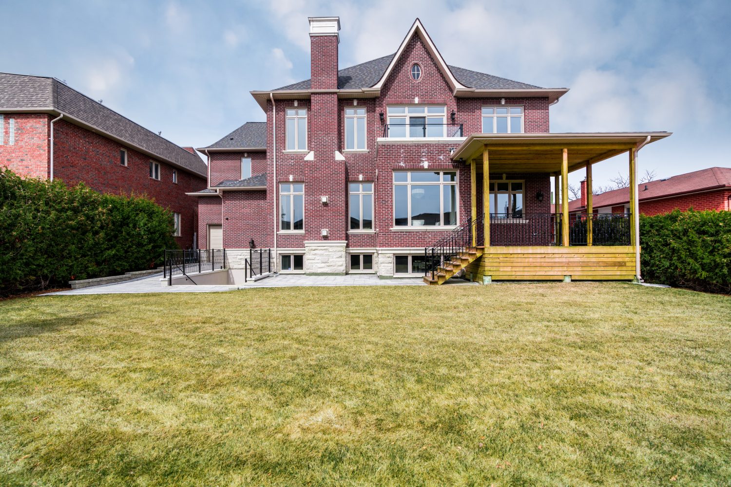 43 Pemberton Rd, Richmond Hill, ON CROSSDIM