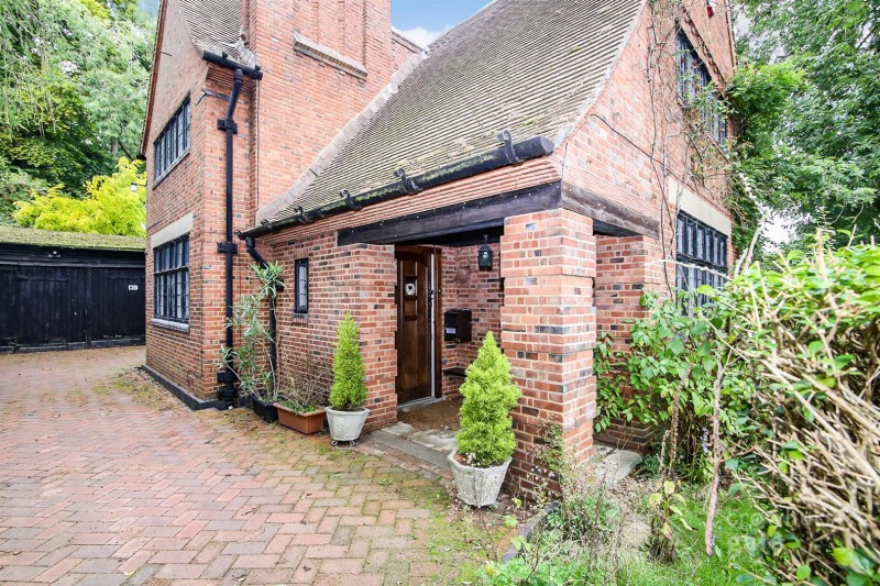 The Lodge, Bilton, Rugby Crowhurst Gale