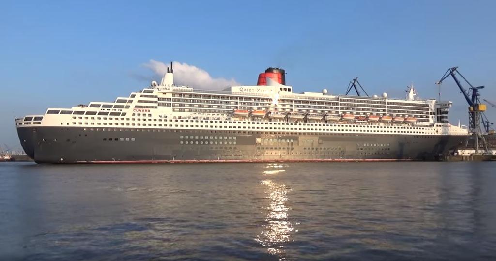 Stunning Views As Queen Mary 2 Heads Into Dock 17 Inch By Inch