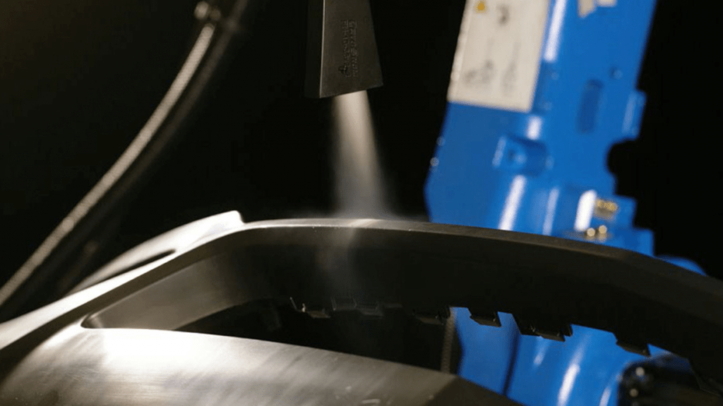 CryoSnow Pretreatment of plastic parts before painting CO2 snow