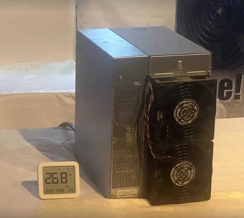 Bitmain Unveils Antminer S21 & S21 Hydro at WDMS Event - CryptoMinerBros