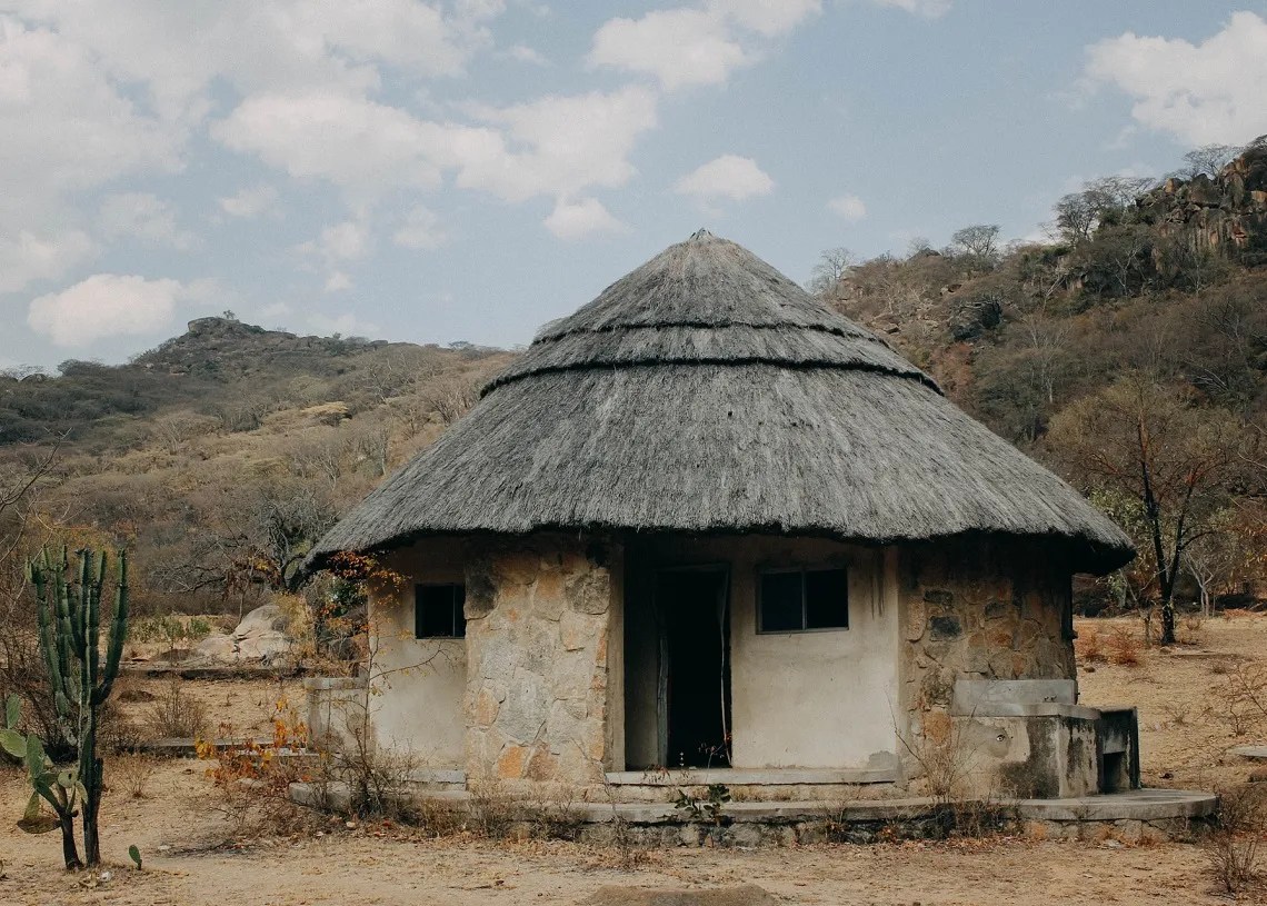 Zimbabwe debunks report it would adopt Bitcoin as legal tender