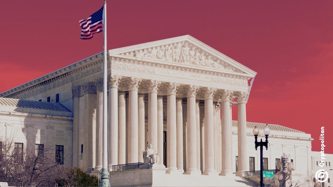 Senate passes funding deal to avert government shutdown