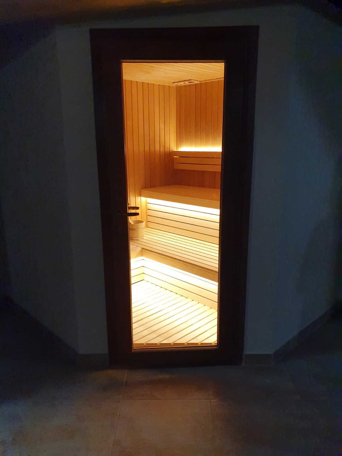 Sauna Construction Limassol, Cyprus Outdoor SaunaCrystalline