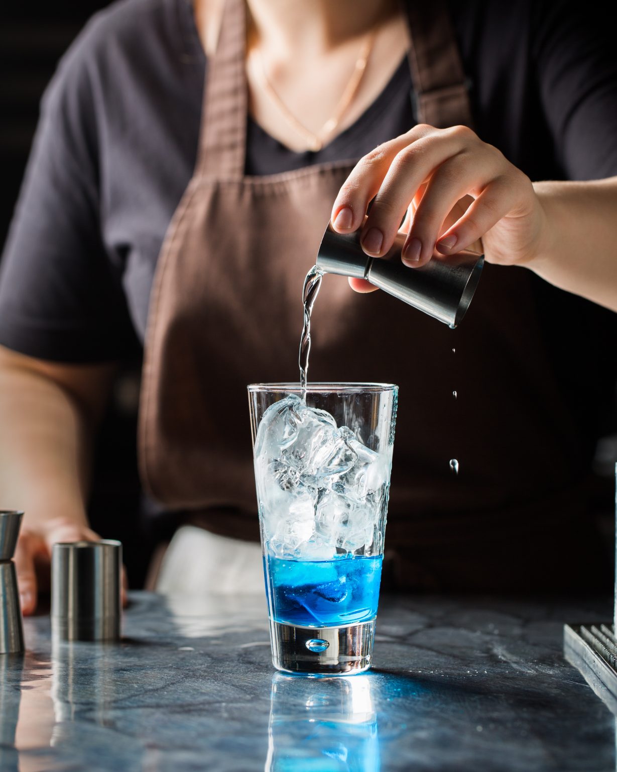 Bartender's Essential Recipes & General Rules Crystal Mixer