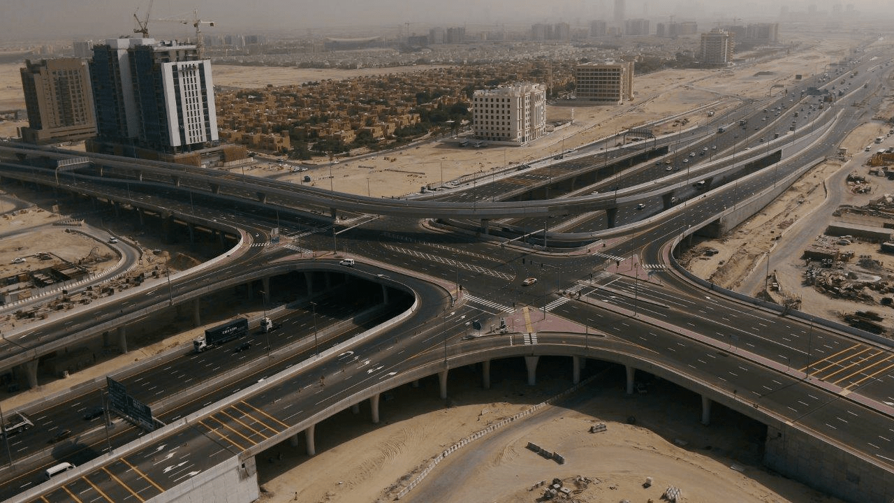 Al Yalayis Street and Al Asayel Street of R881/3C2 Parallel Roads
