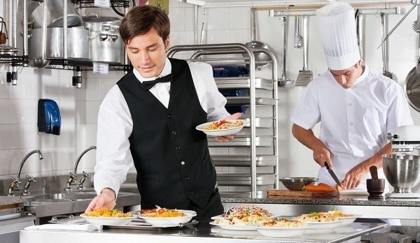 Cercasi Commis Di Sala E Commis Di Cucina - Csf Agenzia Per Il Lavoro 348_x_600_jpg