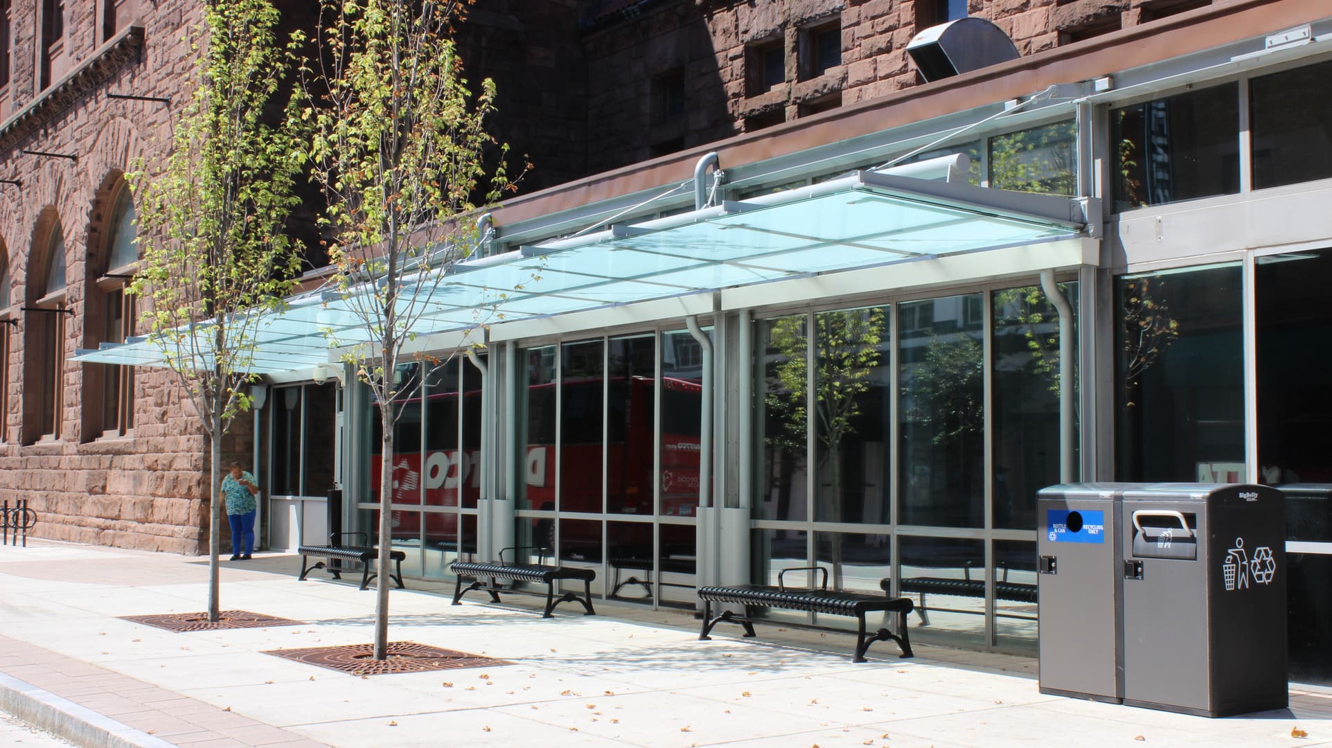 Union Station Commercial Storefront Services