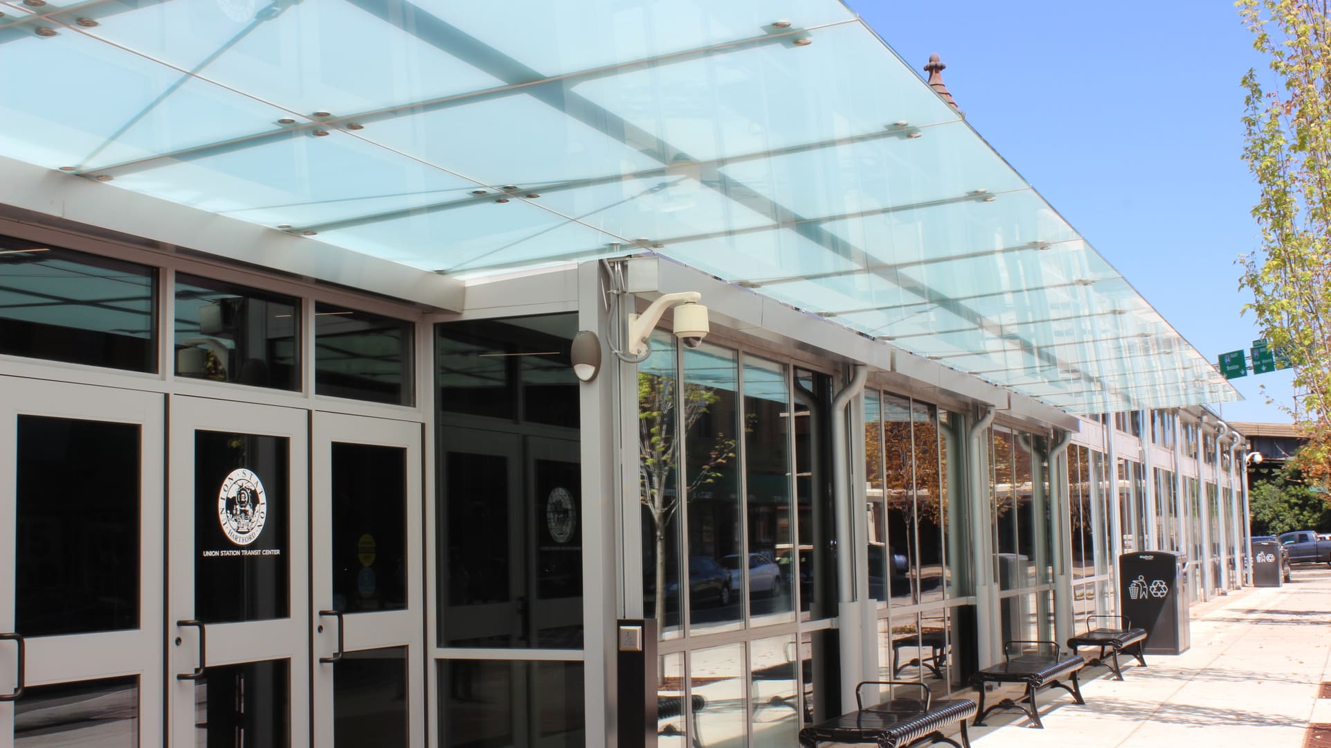 Union Station Commercial Storefront Services