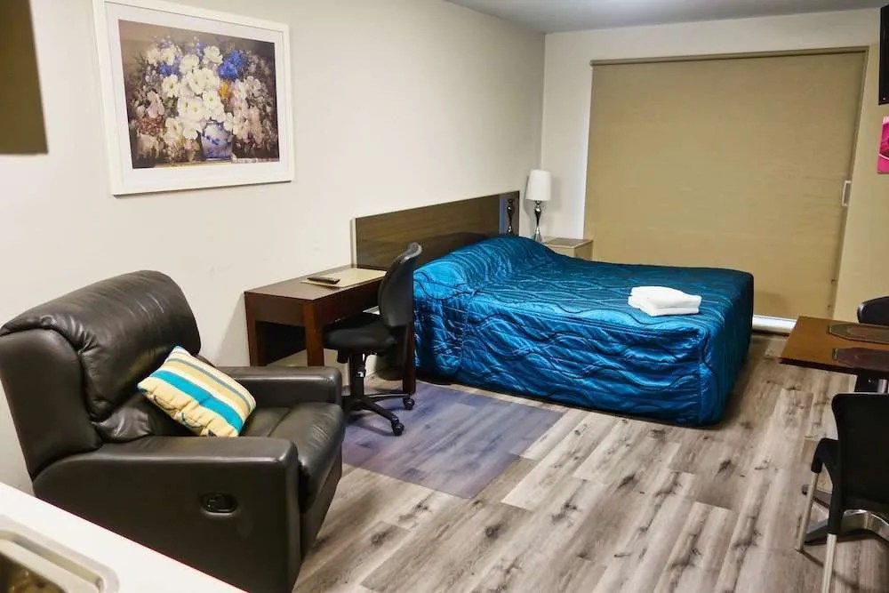 What Does Boarding House Mean at Mamie Barnes blog