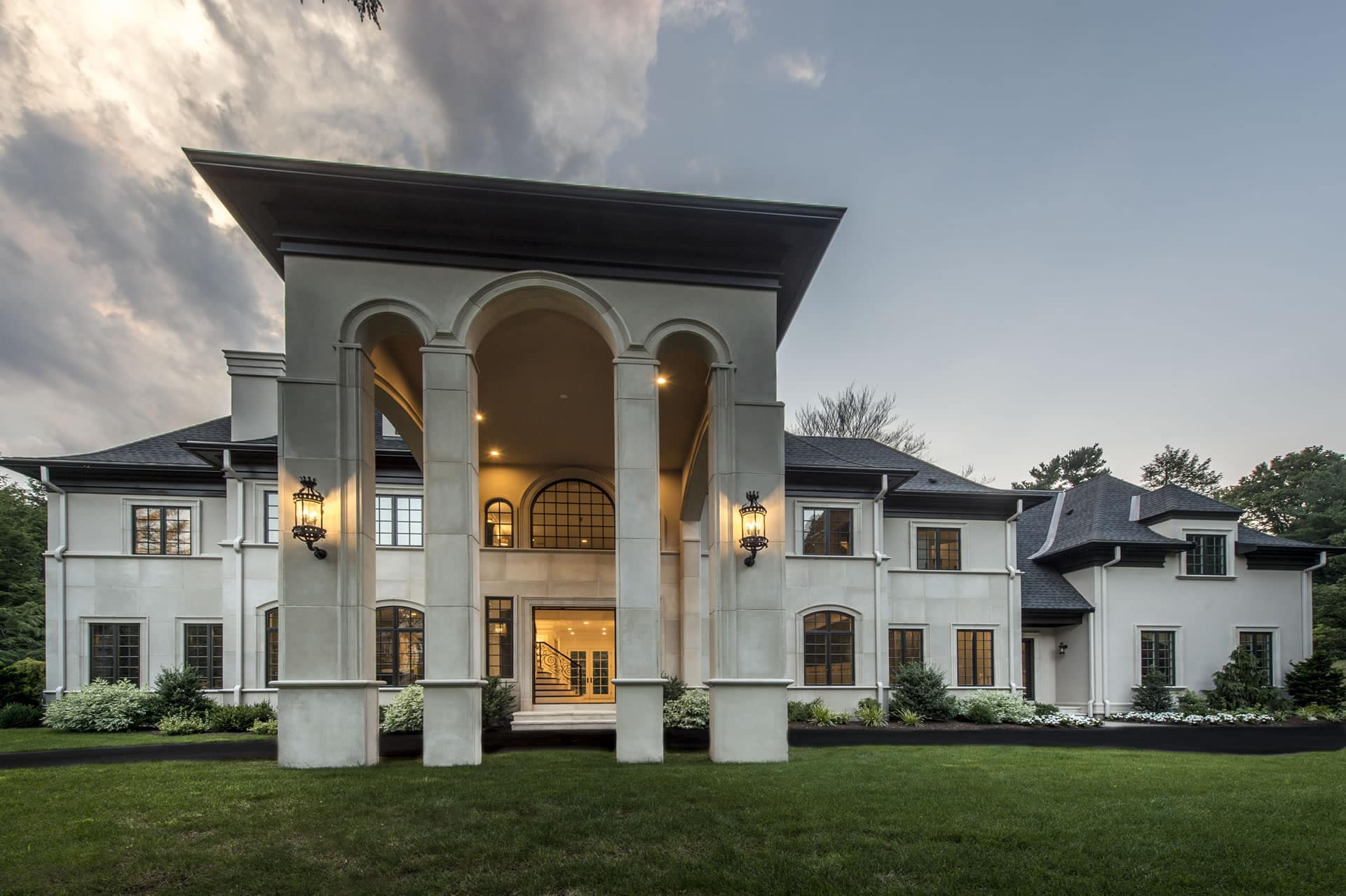 Boston Curbed What It Looks Like to Live Inside a 7.5M Brookline