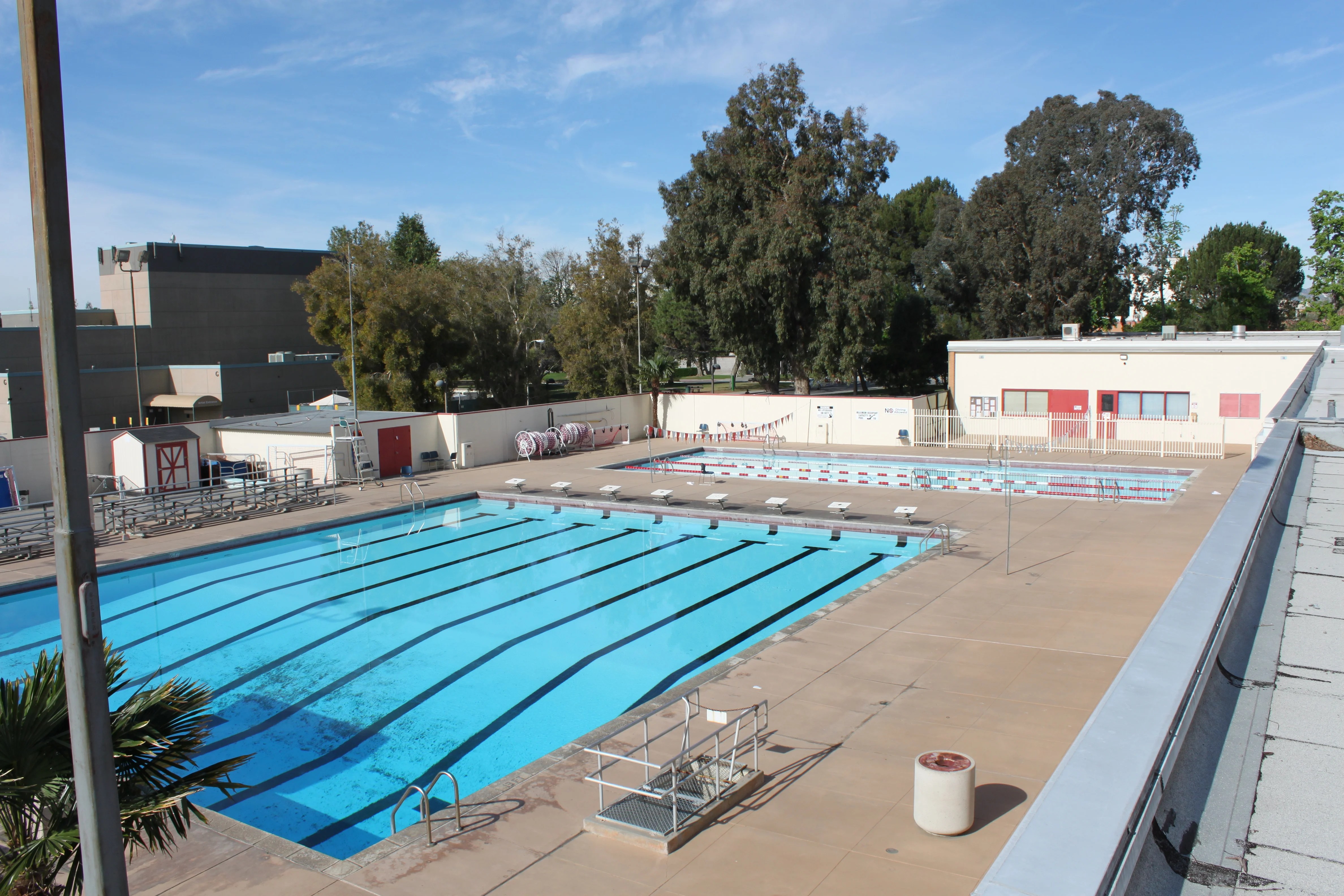 Pool, Campus California State University, Northridge
