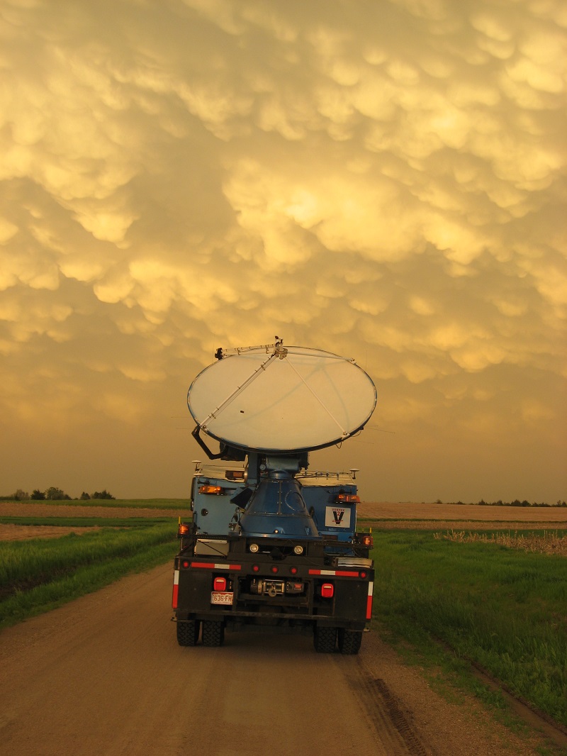 Center for Severe Weather Research The DOW Network