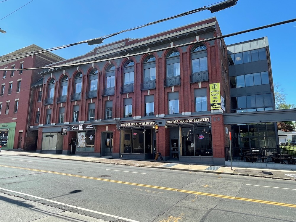 Powder Hollow Brewery Middletown (Closed)