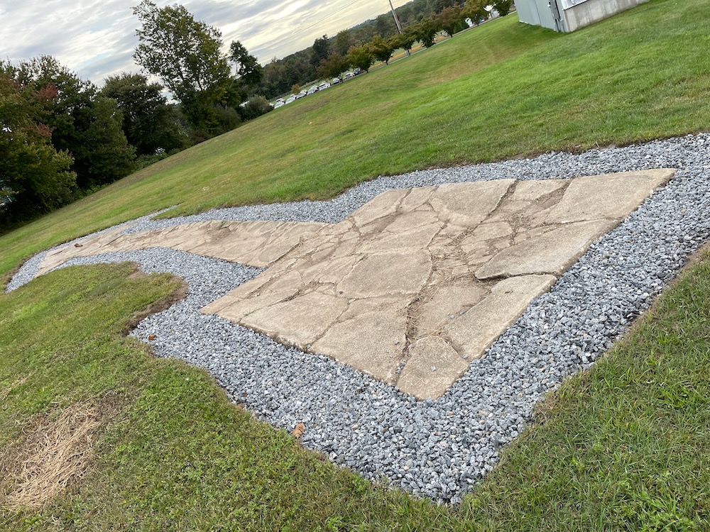 Bethany Airport Airmail Arrow
