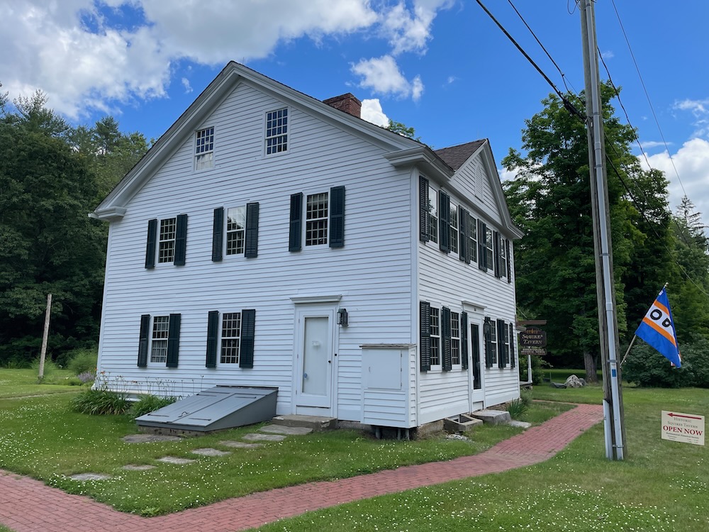 Squire’s Tavern