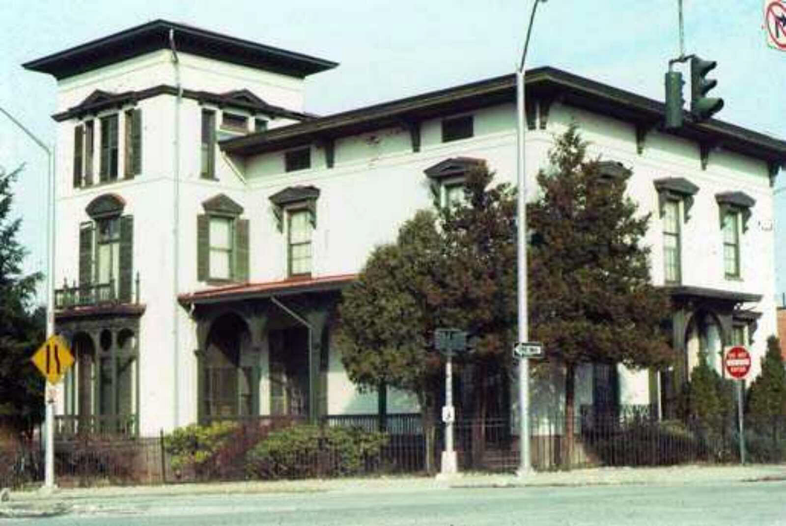 IshamTerry House Visit CT