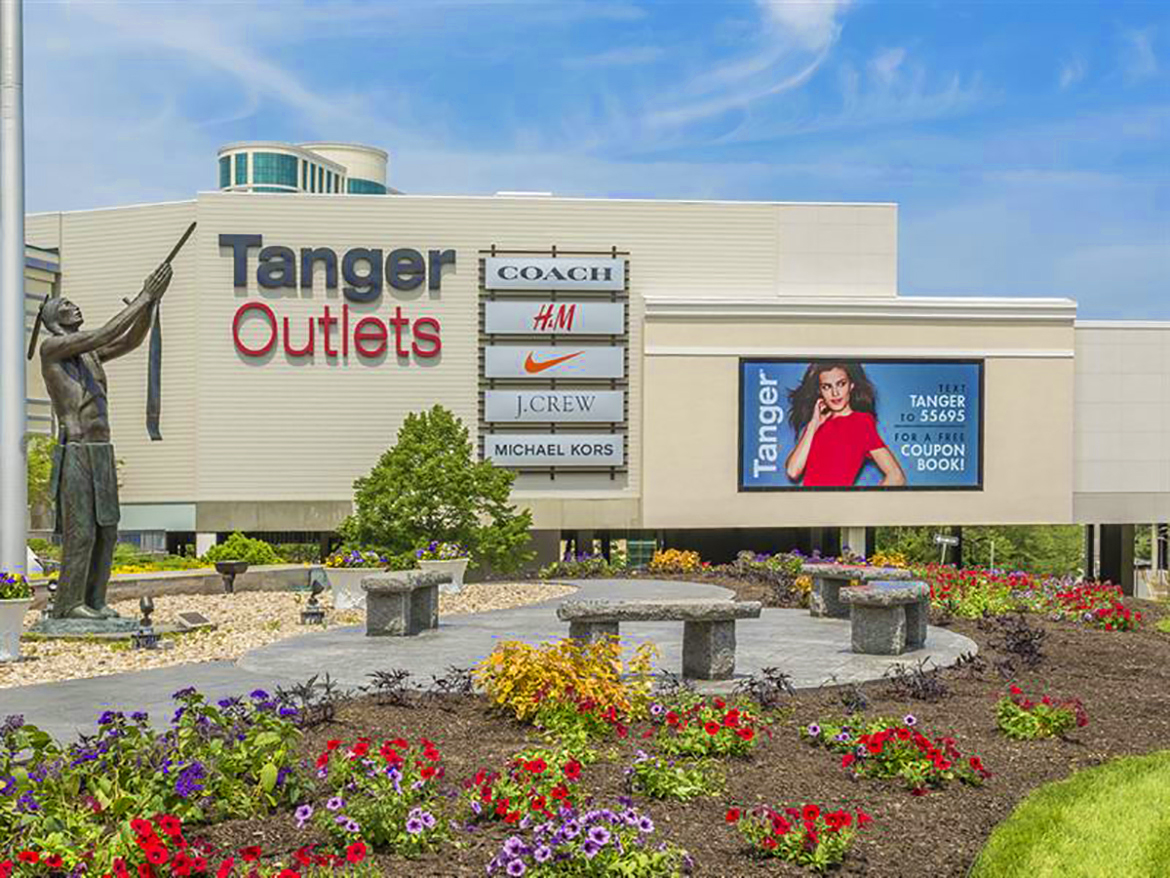 Tanger Outlets at Foxwoods Visit CT