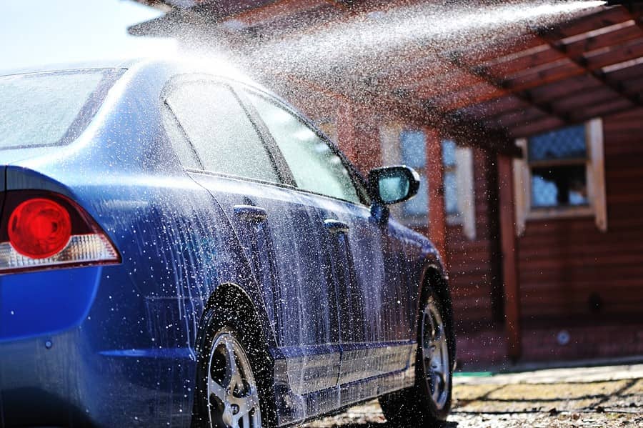 5 EcoFriendly Car Wash Tips The Storage Space