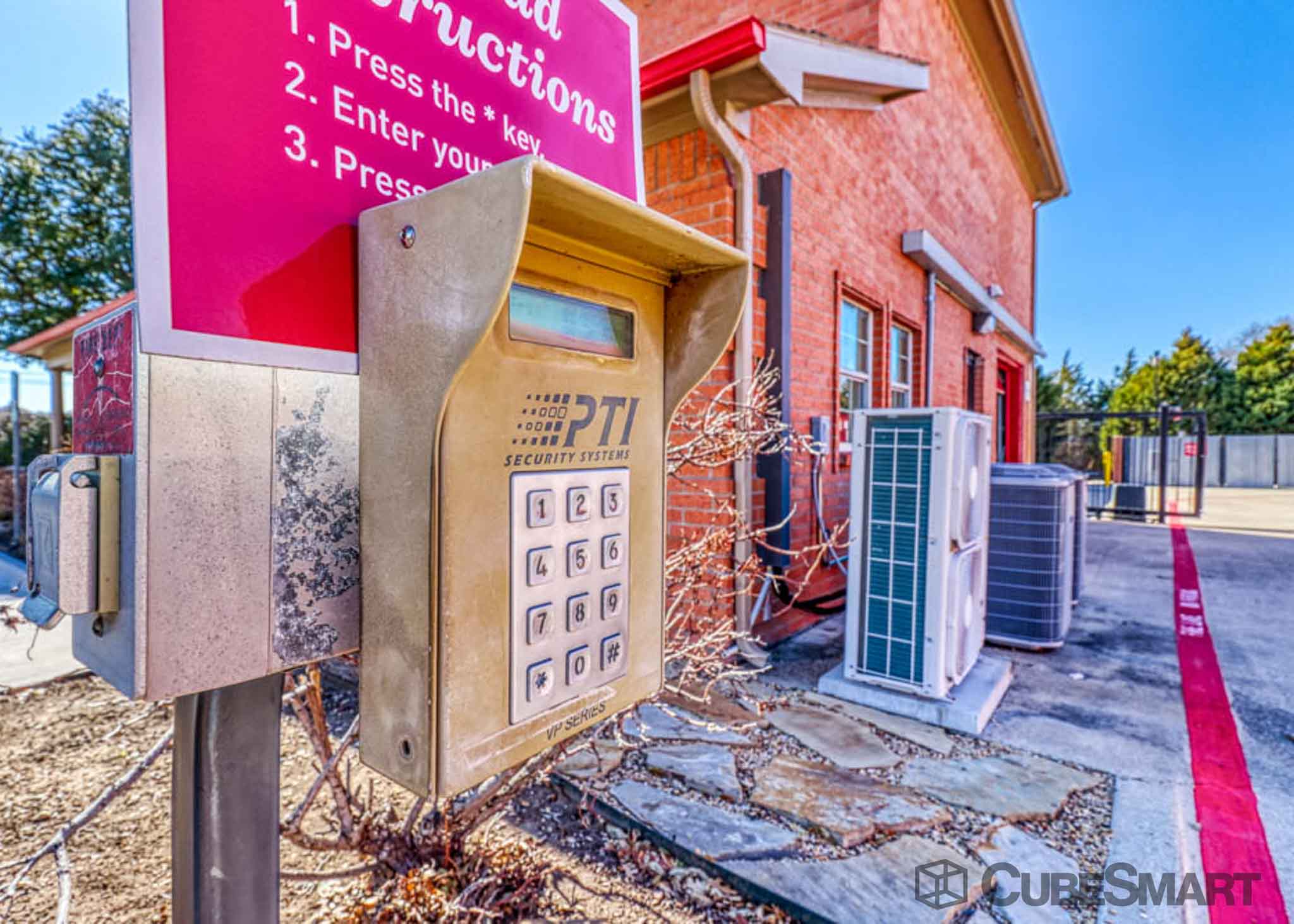 SelfStorage Units at 12300 College Pkwy in Frisco, TX CubeSmart