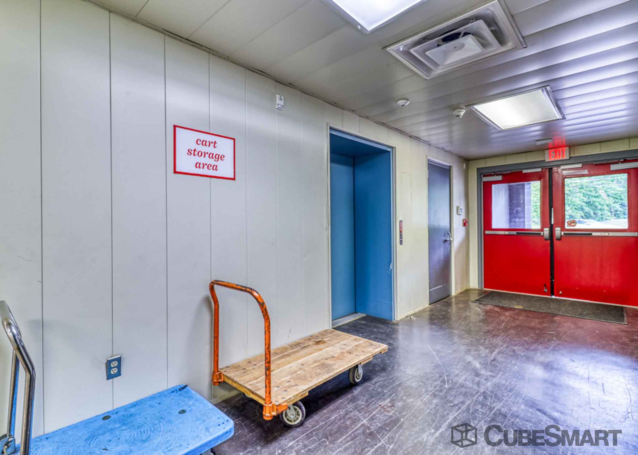 SelfStorage Units at 900 E 70th St in Shreveport, LA CubeSmart