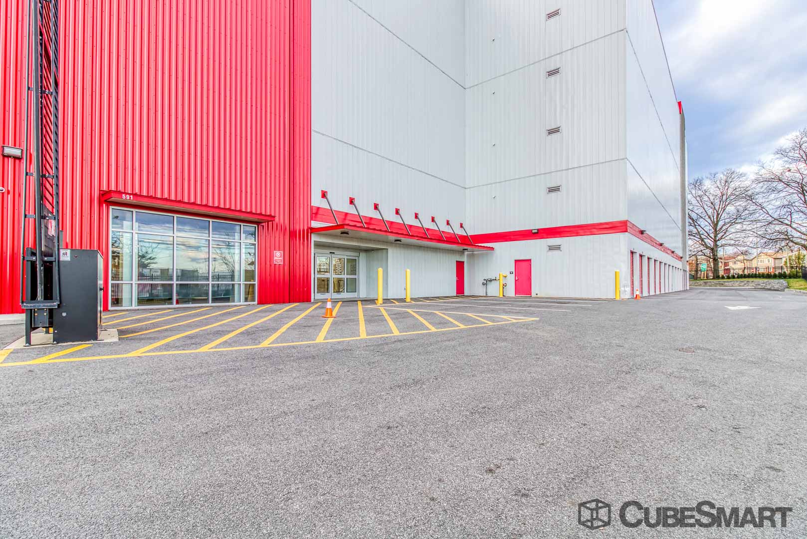 SelfStorage Units at 591 N Union Ave in Hillside, NJ CubeSmart