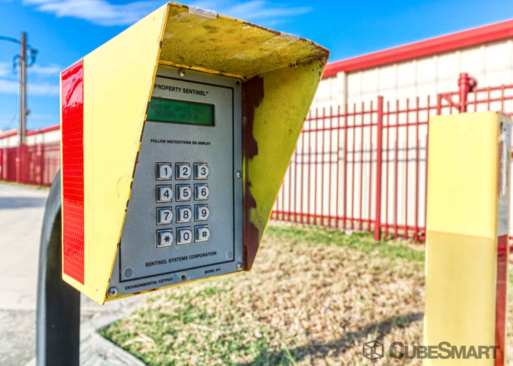 SelfStorage Units at 726 N Walnut Ave in New Braunfels, TX CubeSmart