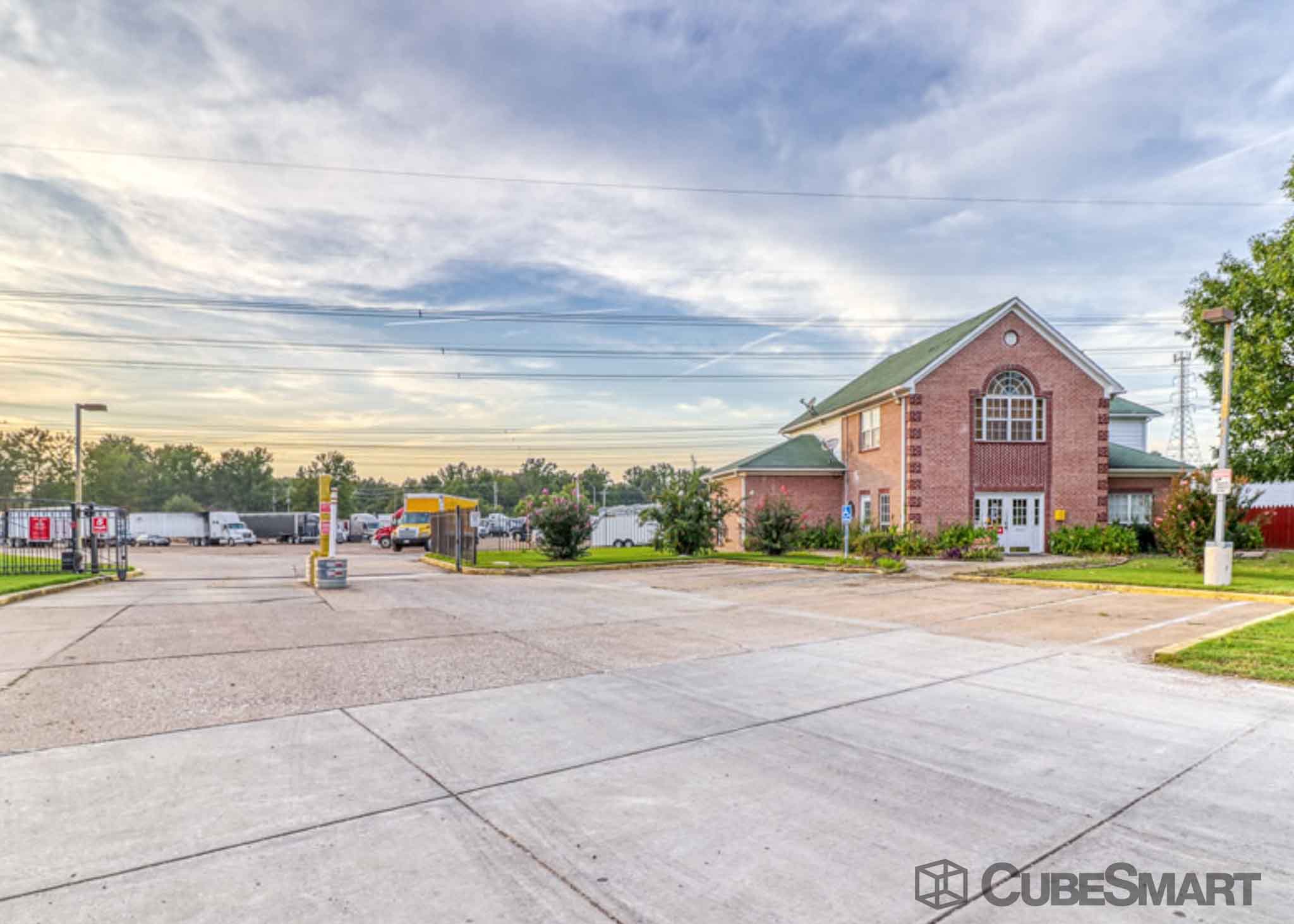 Storage Auctions Tennessee See the Schedule of Storage Unit Auctions