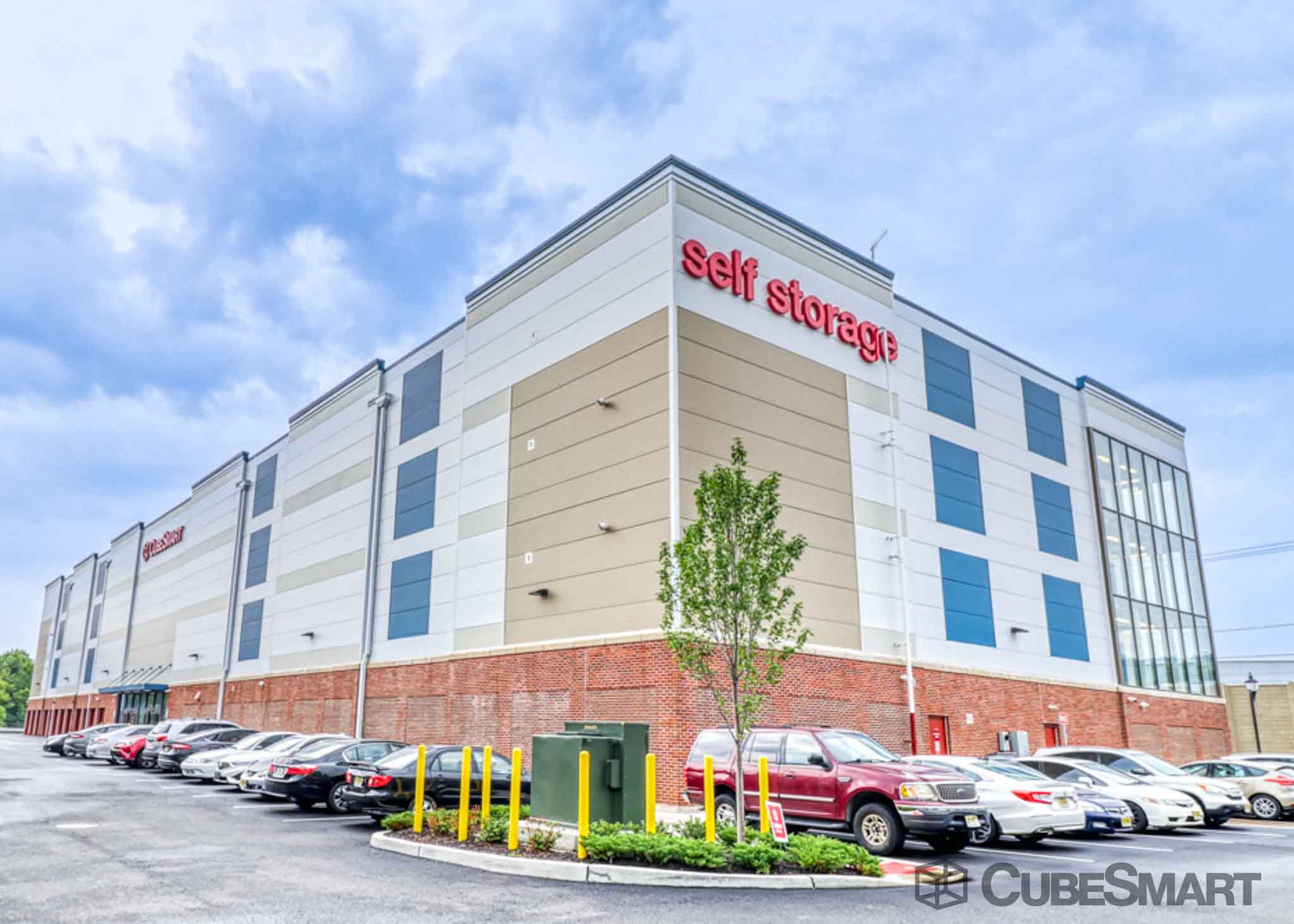 Storage Units at 200 Wagaraw Rd, Hawthorne, NJ CubeSmart