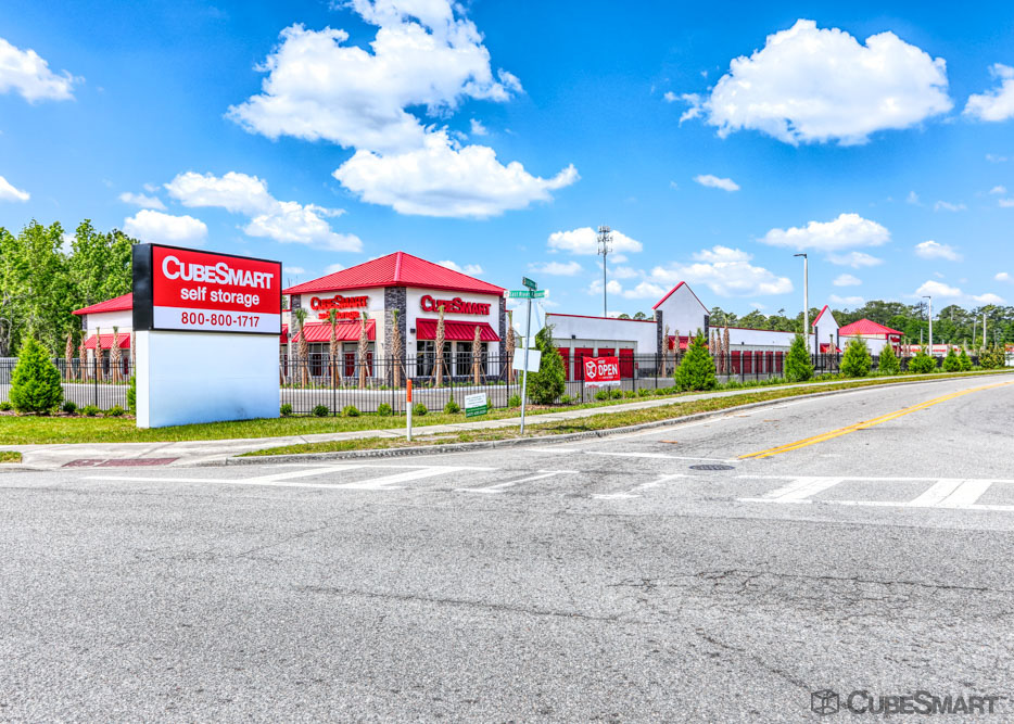 Storage Units at 16864 Old Cheney Hwy, Orlando, FL CubeSmart