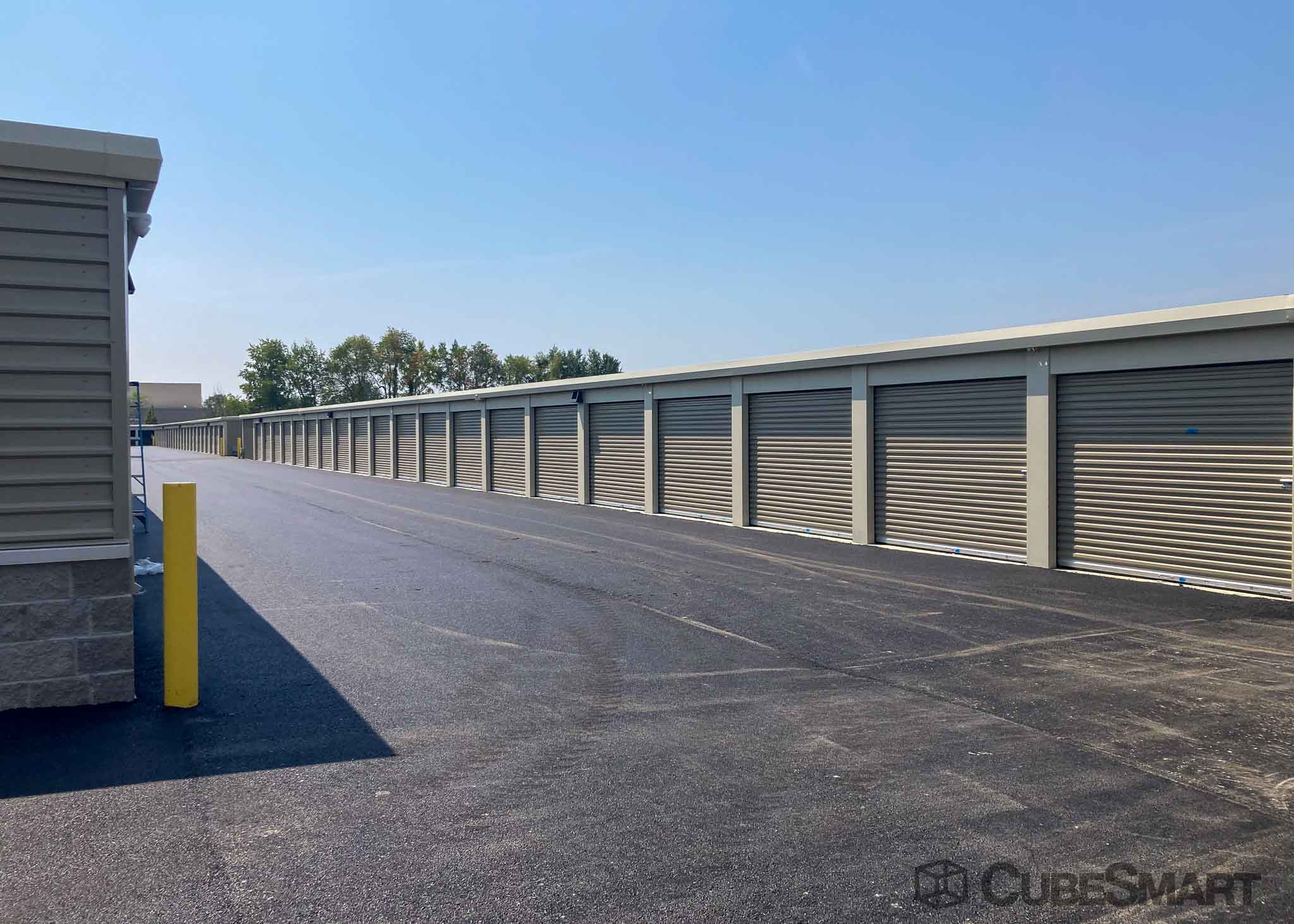 SelfStorage Units at 2151 Tunnel Hill Rd in Elizabethtown, KY CubeSmart